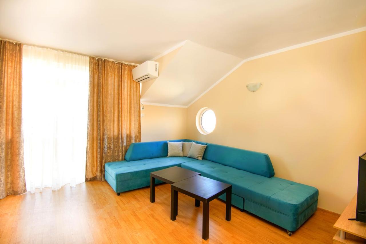 House With Garden Otel Ahyolu Dış mekan fotoğraf